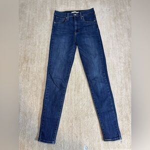 Levi’s Super Skinny Jeans